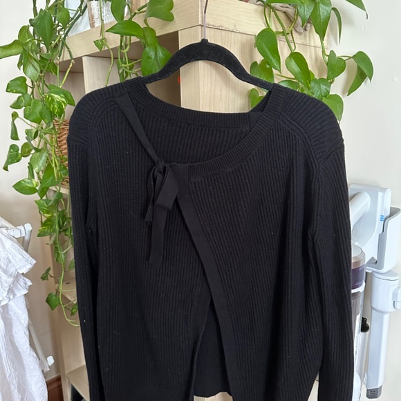 Vince tie-back sweater - Picture 2 of 5